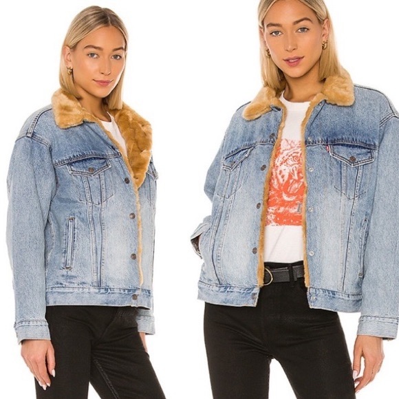 CLOSET CLOSING TODAY • levi’s kara oversized reversible faux fur & denim jacket - Picture 6 of 12